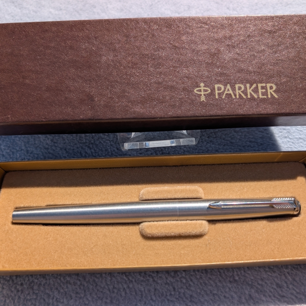 Parker Stainless Steel Ballpoint Pen in Silver